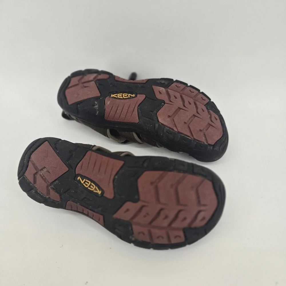KEEN Newport H2 Youth Brown Waterproof Sport Sandals‎ Kids Size US 6